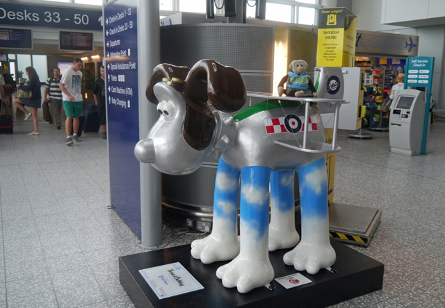 Mooch monkey at Gromit Unleashed in Bristol 2013 - 77 Bristol Bulldog