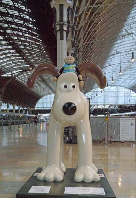 Mooch monkey at Gromit Unleashed in Bristol 2013 - 80 Gromit