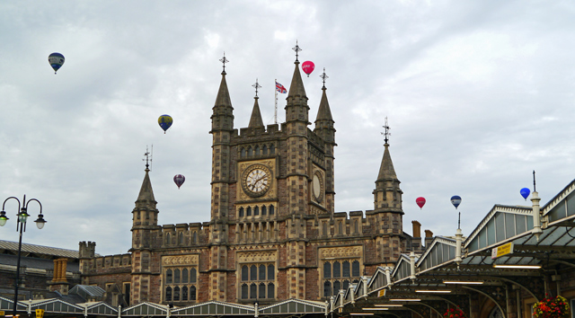 Mooch monkey - balloons at Bristol Balloon Fiesta