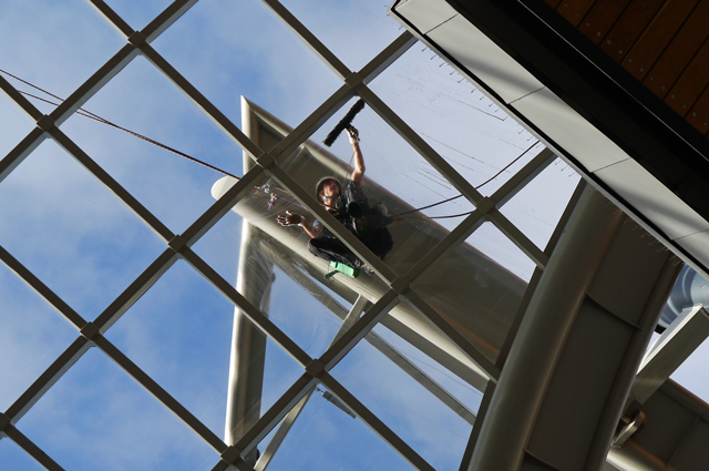 Mooch monkey at Gromit Unleashed in Bristol 2013 - Window Cleaning