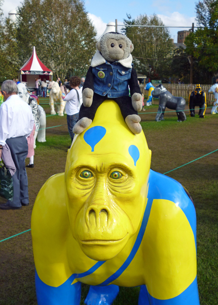 Mooch monkey at Wow Gorillas in Bristol 2011 - 33 Goram