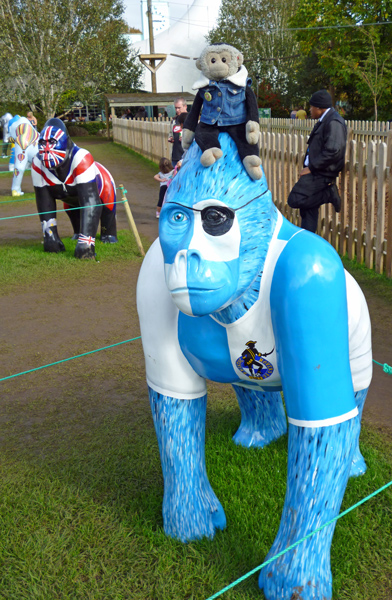 Mooch monkey at Wow Gorillas in Bristol 2011 - 51 Irene