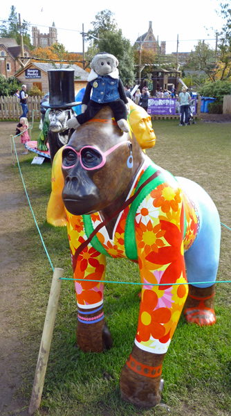 Mooch monkey at Wow Gorillas in Bristol 2011 - 52 Telula