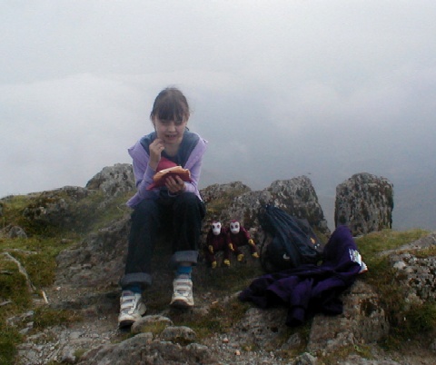 Annie and Monkeys eat lunch