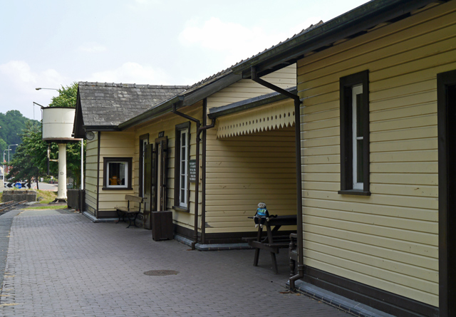 Mooch monkey at the Welshpool & Llanfair Light Railway - Welshpool Station