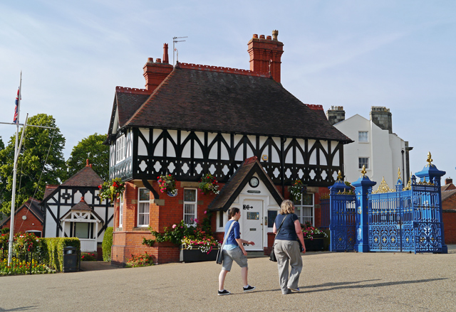 Mooch monkey at Shrewsbury